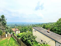 Eladó ház Leányfalu