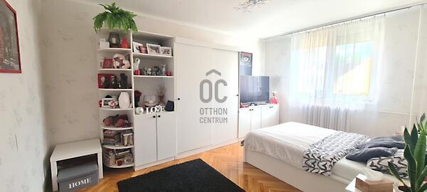 Eladó lakás Székesfehérvár