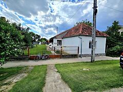 Eladó ház Bicsérd