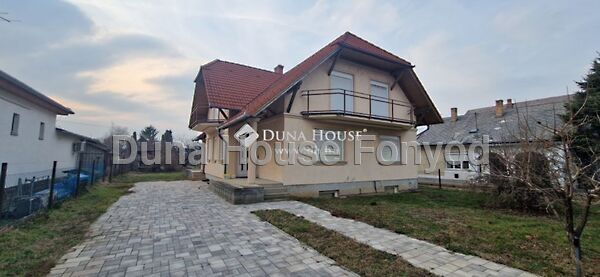 Eladó ház Balatonboglár