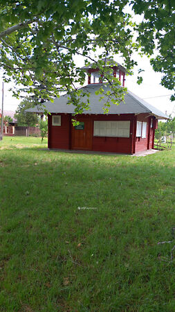 Eladó üzleti Balatonkeresztúr