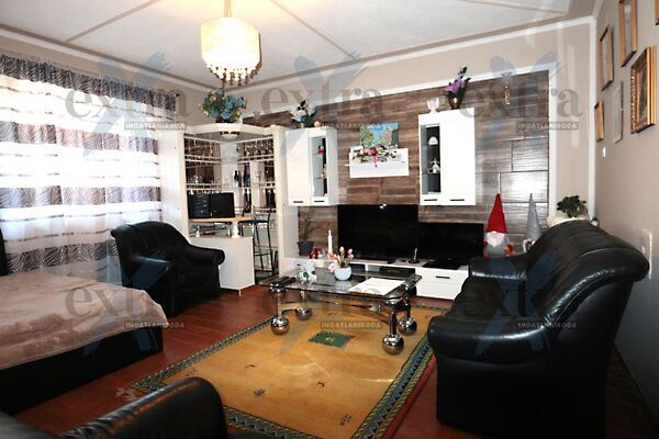 Eladó ház Bordány