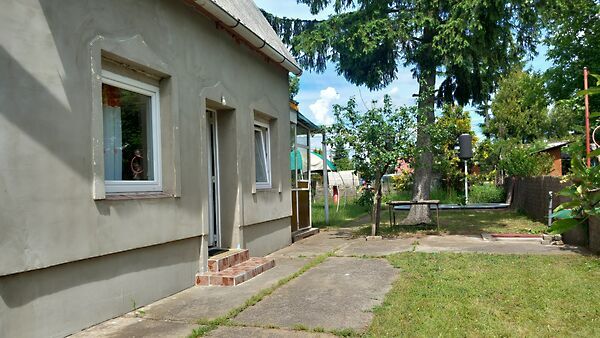 Eladó ház Oroszlány