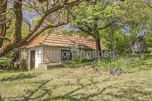 Eladó nyaraló Lovas