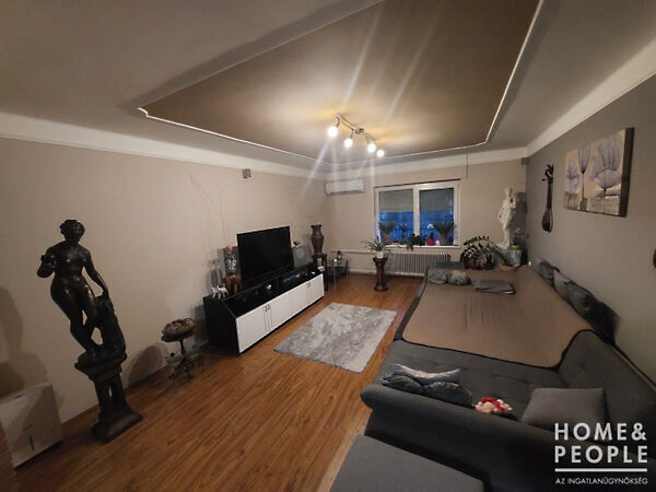 Eladó ház Domaszék