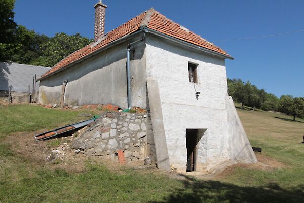 Eladó nyaraló Pécsely