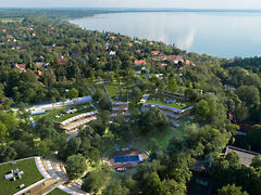 Eladó lakás Balatonakarattya