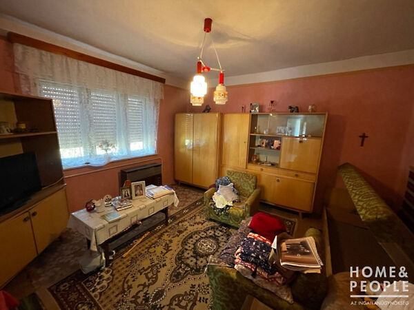 Eladó ház Kistelek