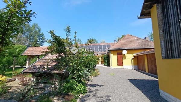 Eladó ház Homorúd