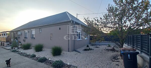 Eladó ház Nagybaracska