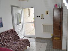 Eladó ház Tab