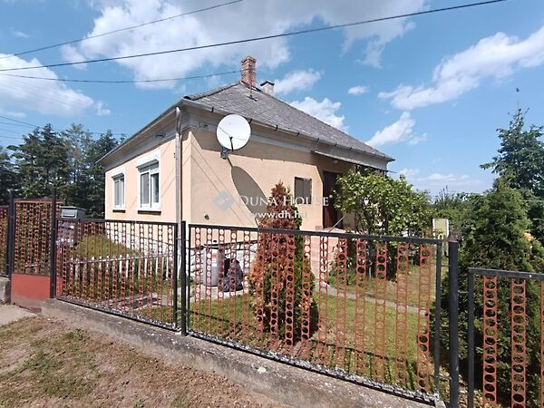 Eladó ház Bakonybánk
