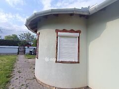Eladó ház Szajol