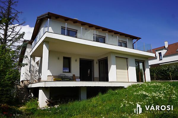 Eladó ház Nagykovácsi