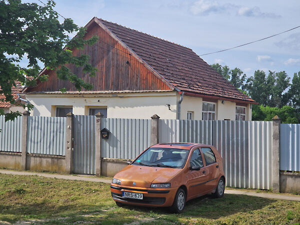 Eladó ház Kiszombor