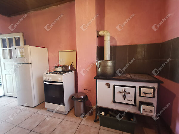 Eladó ház Börzönce