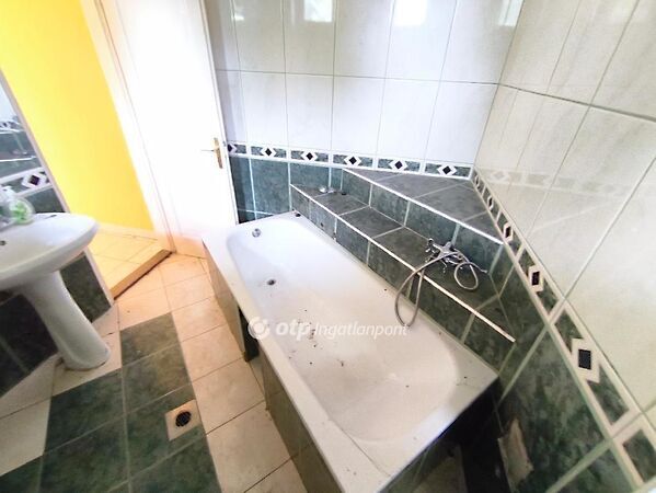 Eladó ház Orosháza