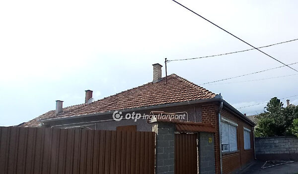Eladó ház Miske