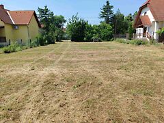 Eladó földterület Zánka