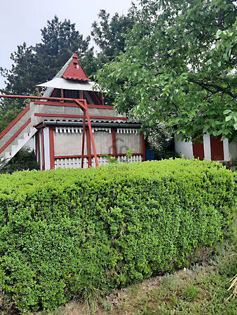 Eladó földterület Veszprém