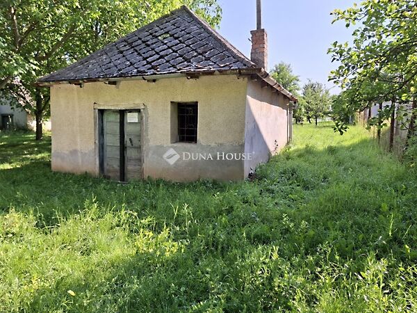Eladó ház Gyermely