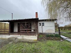 Eladó nyaraló Balatonboglár