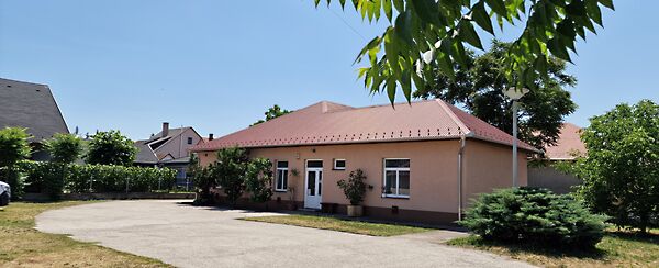 Eladó iroda Debrecen