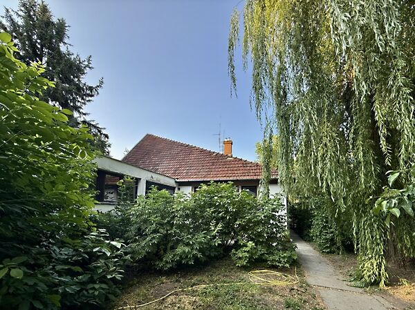 Eladó nyaraló Doboz