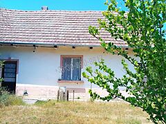 Eladó ház Kunpeszér