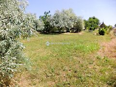 Eladó földterület Gárdony