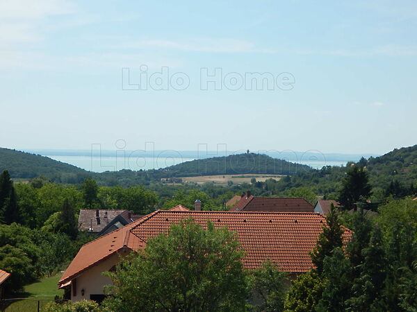 Eladó ház Felsőörs