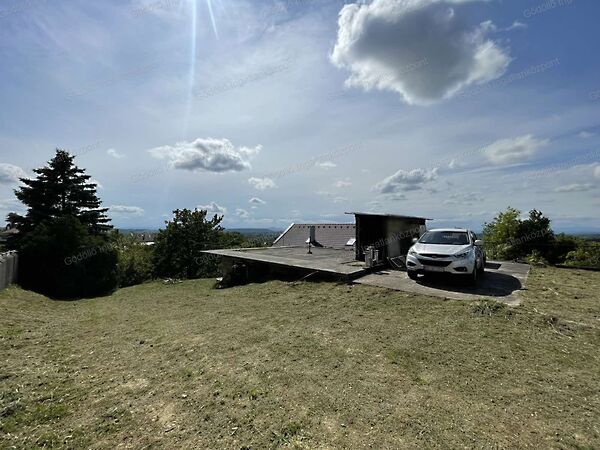 Eladó földterület Szada