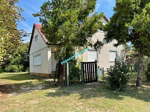 Eladó ház Tiszaszentimre