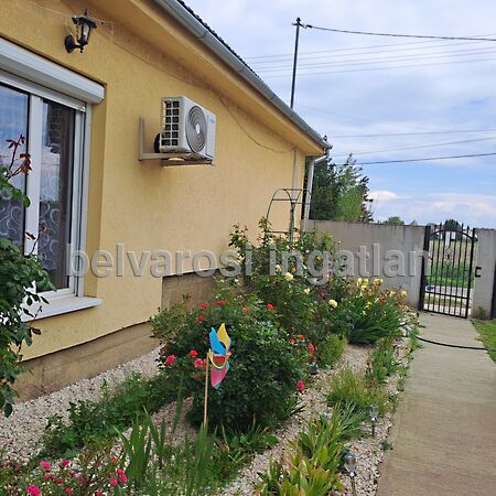Eladó ház Vállaj
