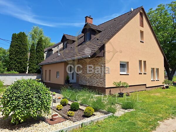 Eladó ház Baja, Kiscsávoly