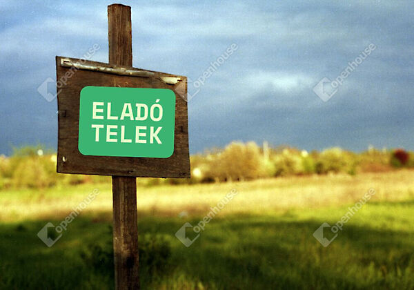 Eladó földterület Tatabánya