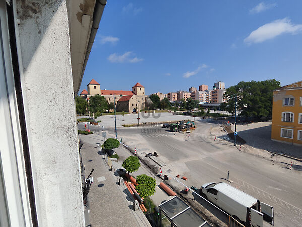 Eladó lakás Várpalota