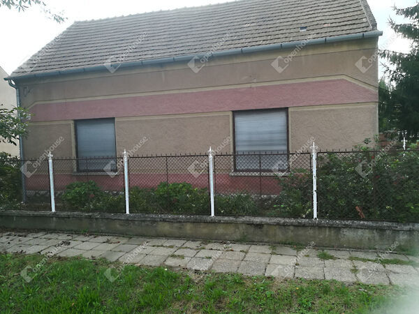 Eladó ház Dombóvár