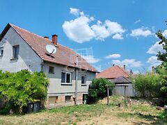 Eladó ház Érsekcsanád