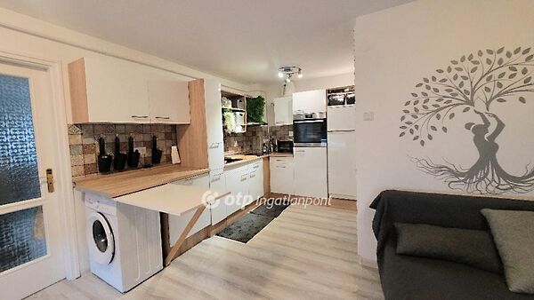 Eladó ház Jászberény