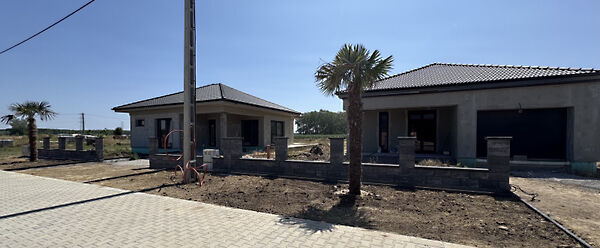 Eladó ház Újlengyel