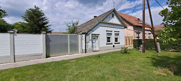 Eladó ház Makó
