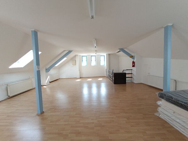 Eladó üzleti Hódmezővásárhely, Belváros