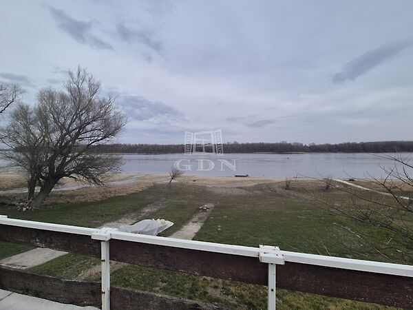 Eladó nyaraló Kulcs