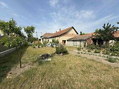 Eladó ház Tiszaalpár