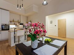 Eladó lakás Budapest, VI. kerület