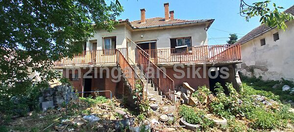 Eladó ház Siklós