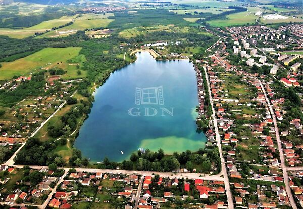 Eladó földterület Esztergom