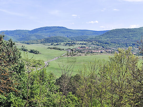 Eladó földterület Dédestapolcsány