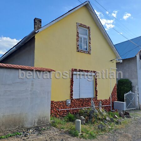 Eladó ház Mátészalka, Kertváros
